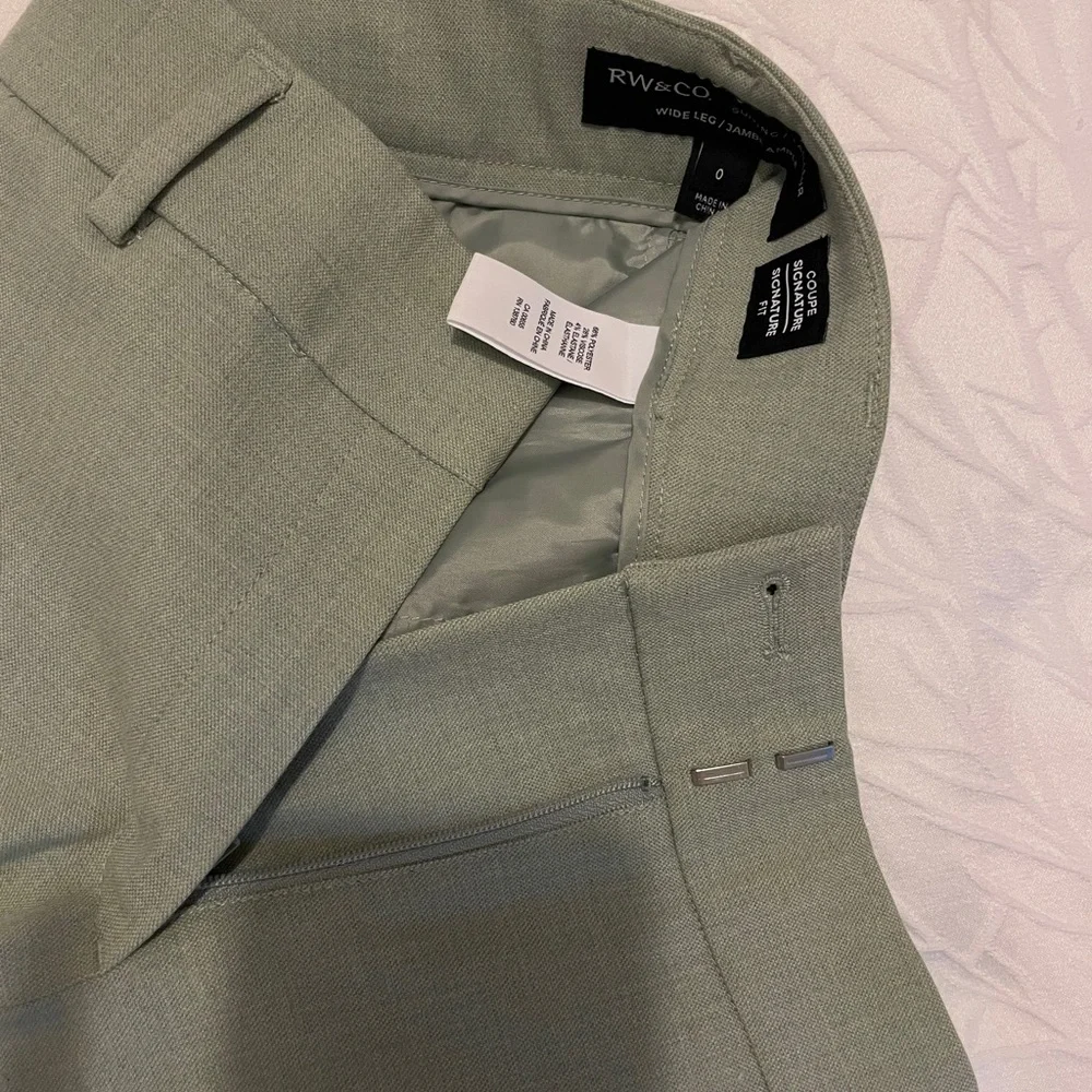 RW&CO Sage Green Wide Leg Dress Pants – Elegant Workwear - Picture 3 of 5